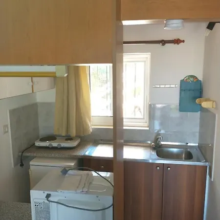 Summer Garden αpartments & Hotel Cápsula