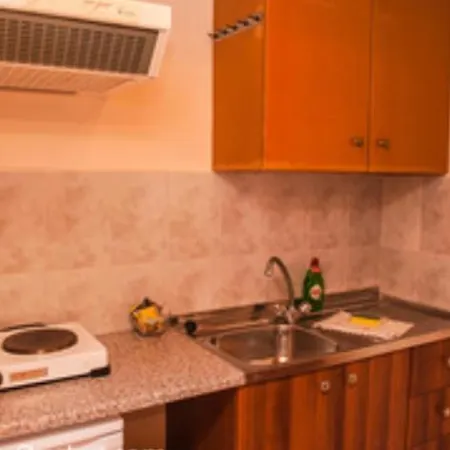 Summer Garden αpartments & Hotel Cápsula