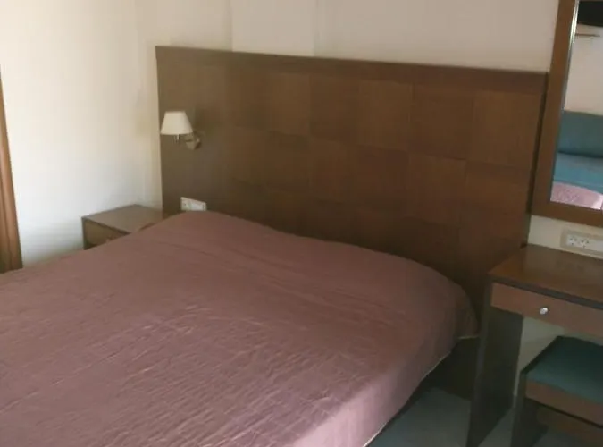 Summer Garden αpartments & Hotel cápsula